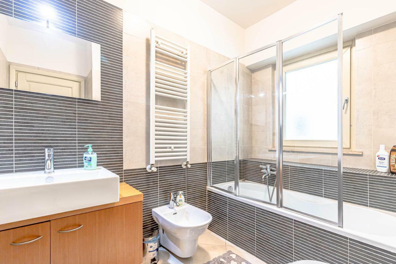 Rocco'S Holidays Apartment Рим Екстериор снимка