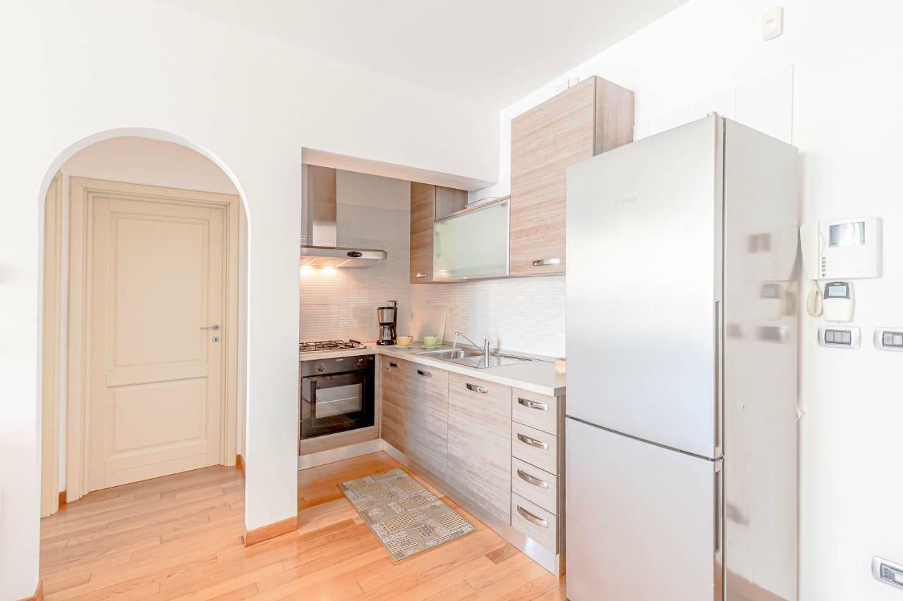Rocco'S Holidays Apartment Рим Екстериор снимка